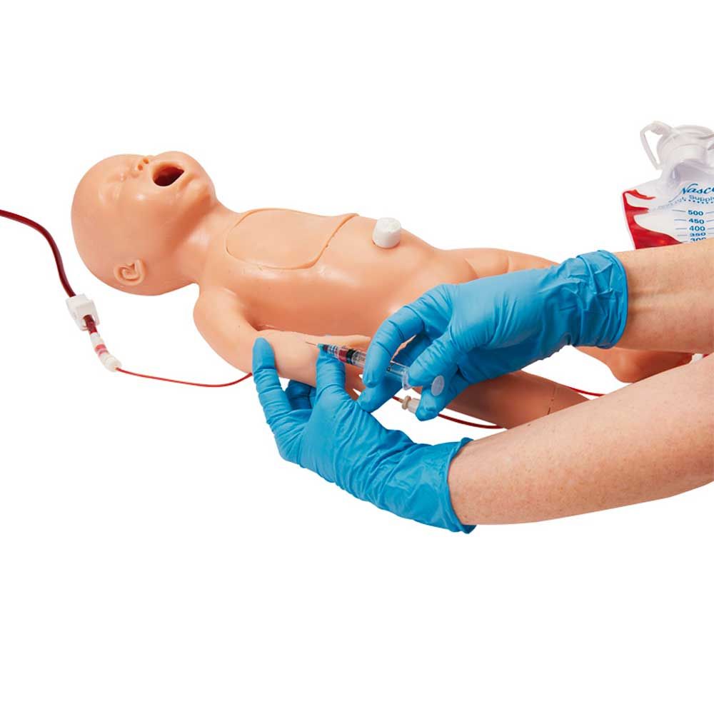 Trainingspuppe Neugeborenes mit Beatmungsschlauch und Pflegehandschuhen