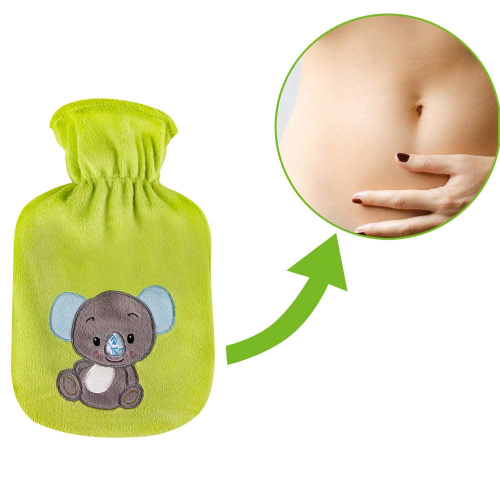 Wärmflasche mit Velourbezug in Grün mit Koala-Motiv, Handkontakt