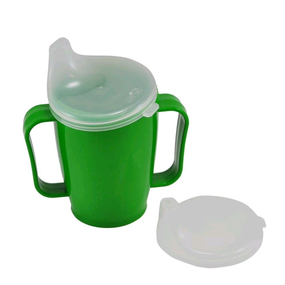 Grüner Schnabelbecher mit Griff, transparenter Deckel und Auslaufaufsatz